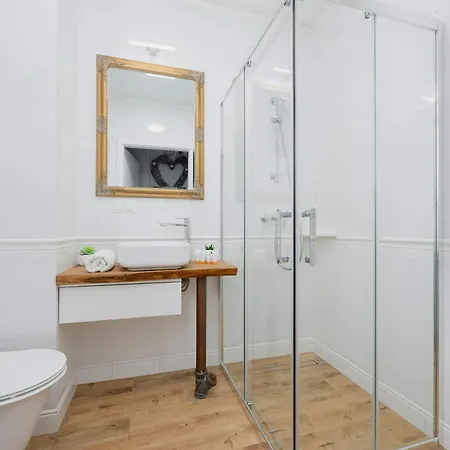 Apartment With Parking And Garden Near The Pge Stadium In By Renters